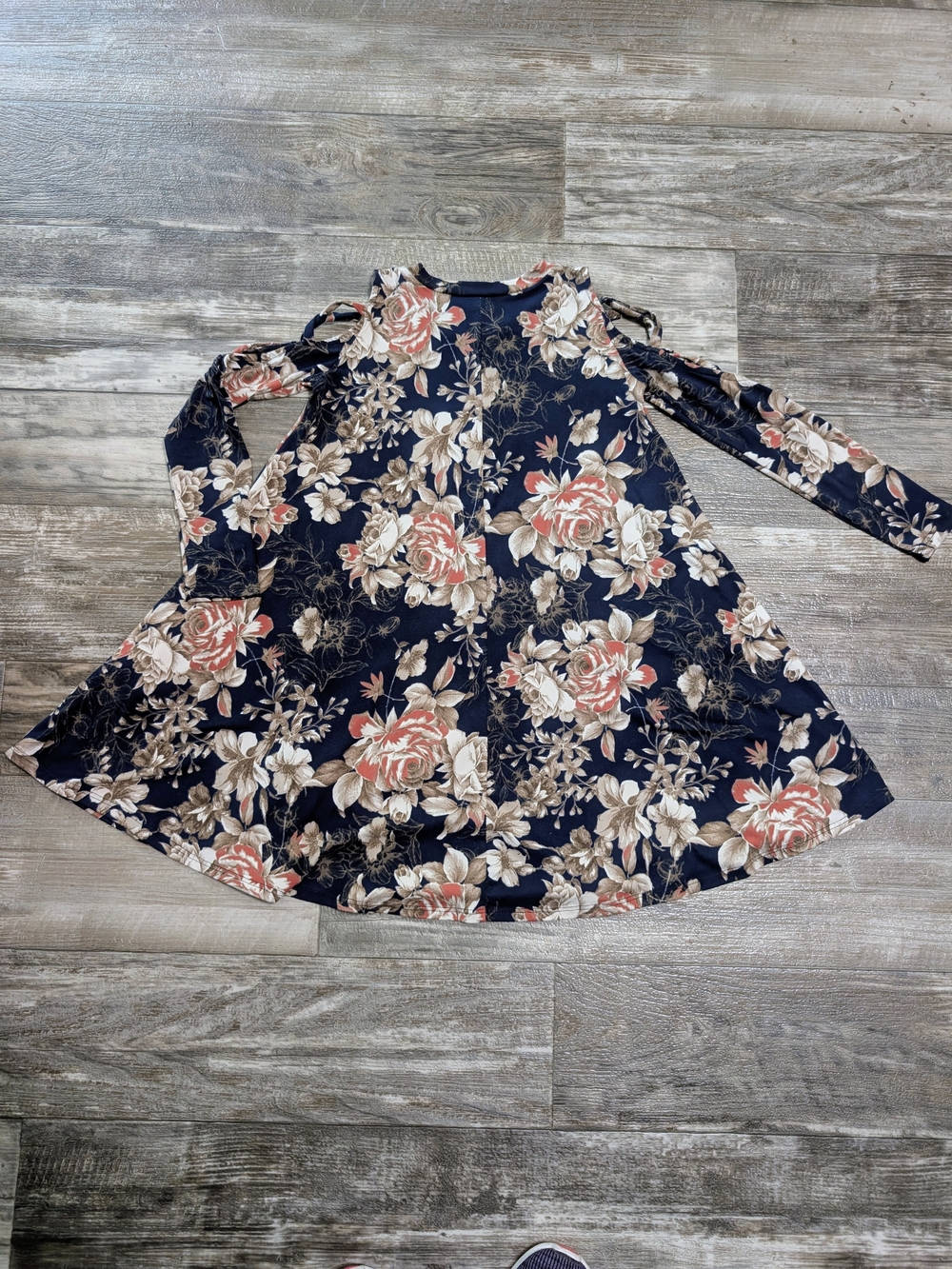 Pomelo Navy Floral Cold-Shoulder Girls' Dress - Sz 7 / XS